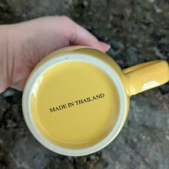 Pristine Vintage Y2K Mug - Picture 4 of 5